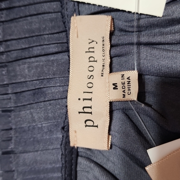 Philosophy Pleated Top - Picture 9 of 10